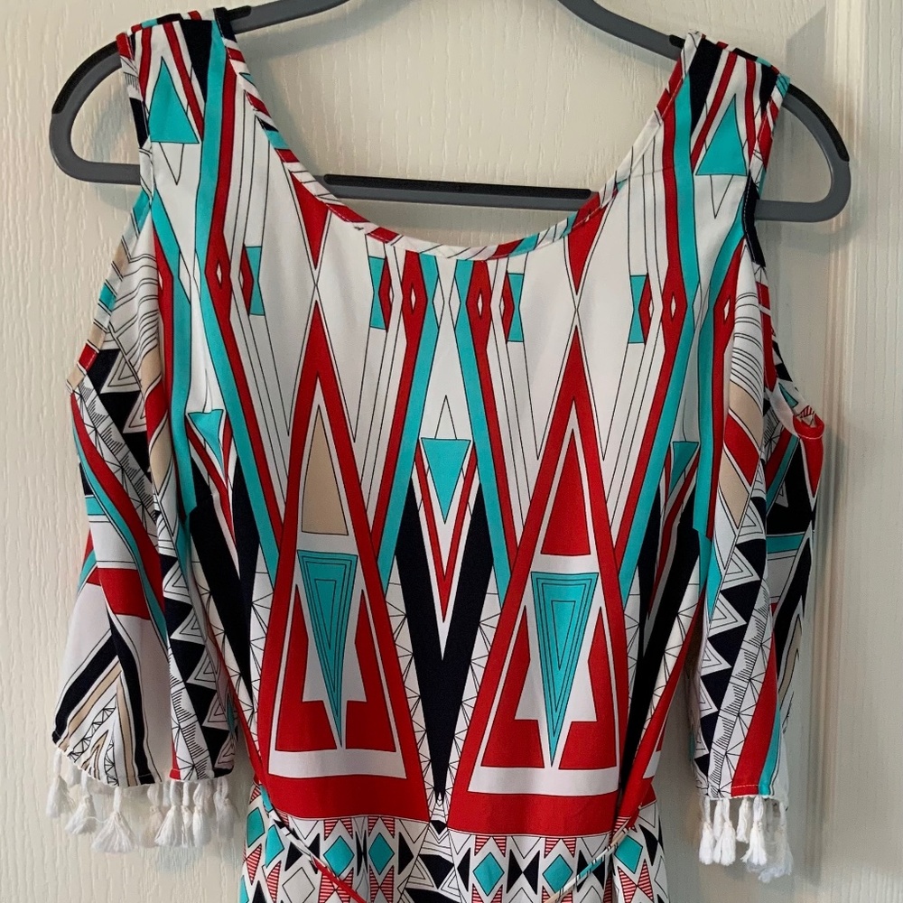 PINK OWL *  Graphic White/Red/Turquoise/Black * Cold-shoulder Dress * Size S